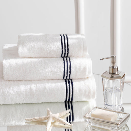 Alesta Bath Towel 85X150 cm White