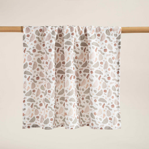 Joyful Newborn Blanket (120x120) Ecru