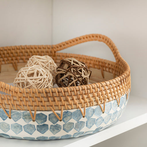 Hanoi Capiz Dekorative Deep Bowl 30 cm White/Light Blue