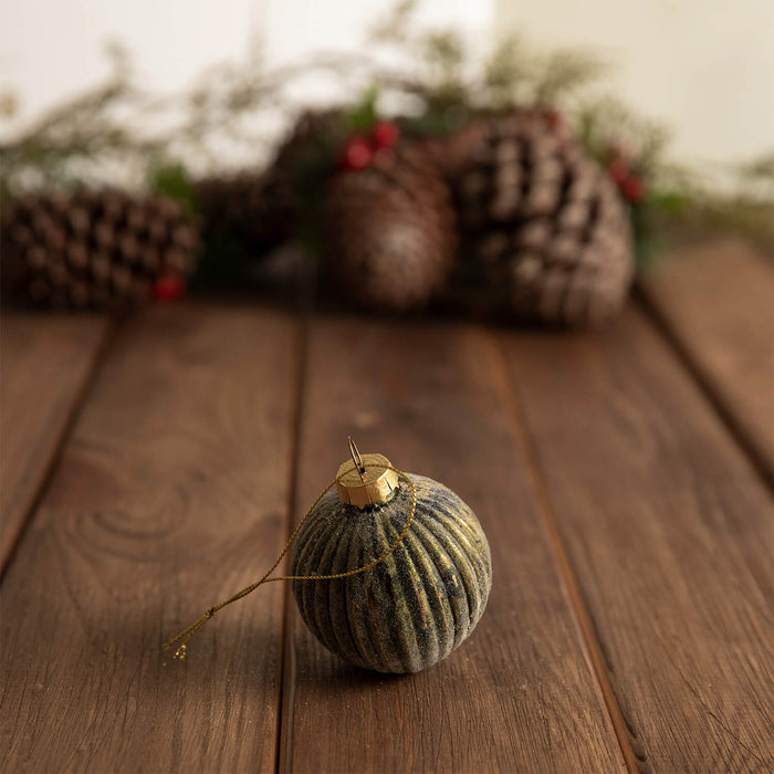 Green Glass Christmas Ball 6 cm PATTERN 2