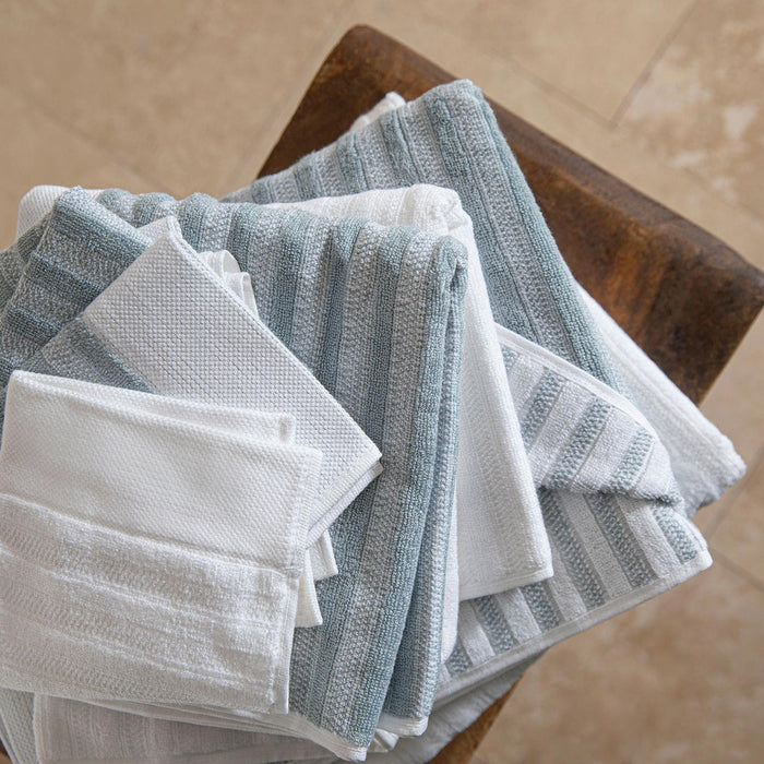 Cavalo Hand Towel 30x50 cm Aqua