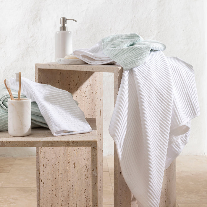 Lumina Hand Towel 30x50 cm White