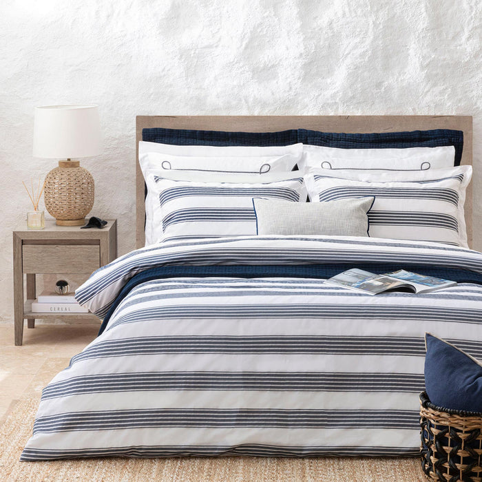 Wave Duvet Cover Set Double Size 200x220 cm White