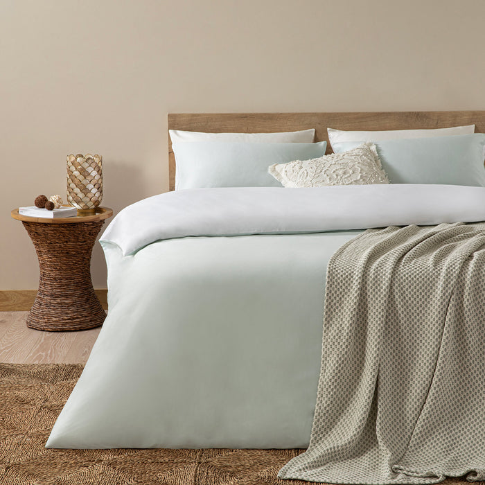 Bettie Duvet Cover Double Size 200x220 cm Celadon/White