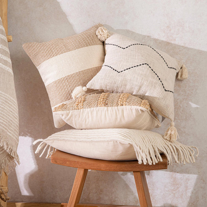 VICTA CUSHION Ecru-Beige