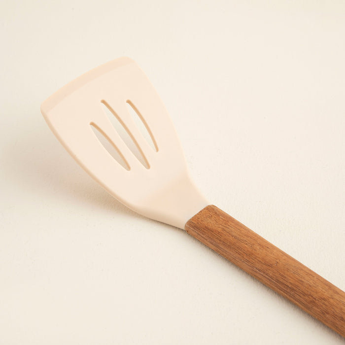 Agni Acacia Perforated Spatula 31 cm Natural