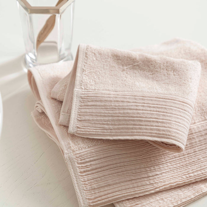 Grasse Hand Towel 30x50 Cm Pink