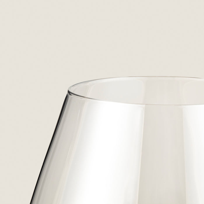 Semi Bracte Red Wine Glass Transparent