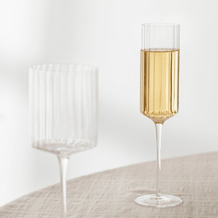 Elegance White Wine Glass Transparent