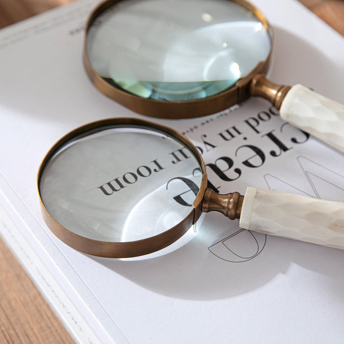 Blow Magnifying Glass 25 cm Cream